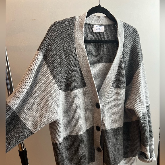 Old Navy shaker stitch oversized cardigan - Picture 2 of 4